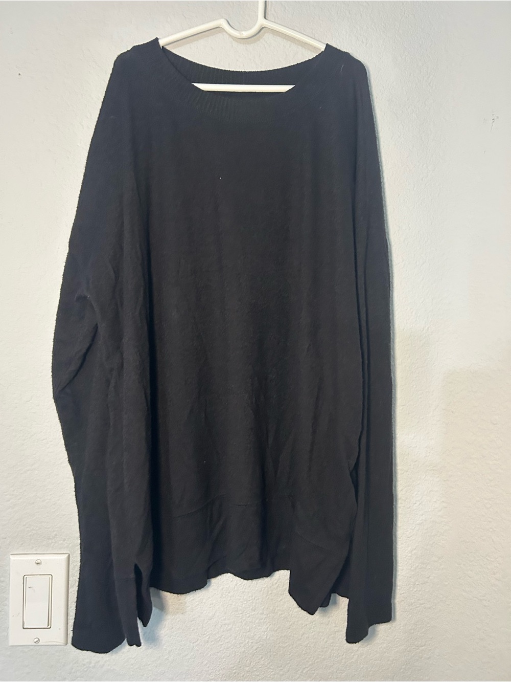 Lucky Brand Black Long-Sleeve Crewneck Shirt